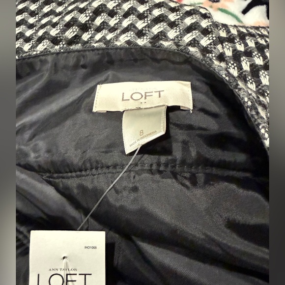NWT Ann Taylor LOFT Black and White Patterned Skirt - Picture 5 of 7